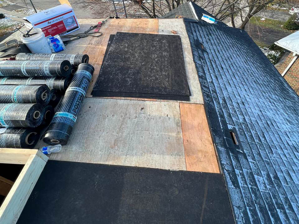 custom home shingle roof with skylights in North York (8)